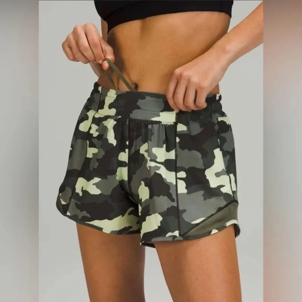 Lululemon green camo Hotty hottie hot shorts 10 tall